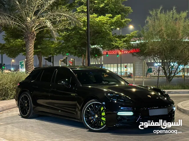 PANAMERA TURBO S E-HYBRID 2018 // UNDER WARRANTY // ACCIDENTS FREE