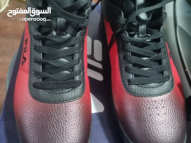 New Fila shoes with box. size 44.