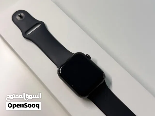 ساعة ابل SE