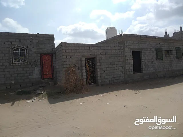 150 m2 5 Bedrooms Townhouse for Sale in Aden Other