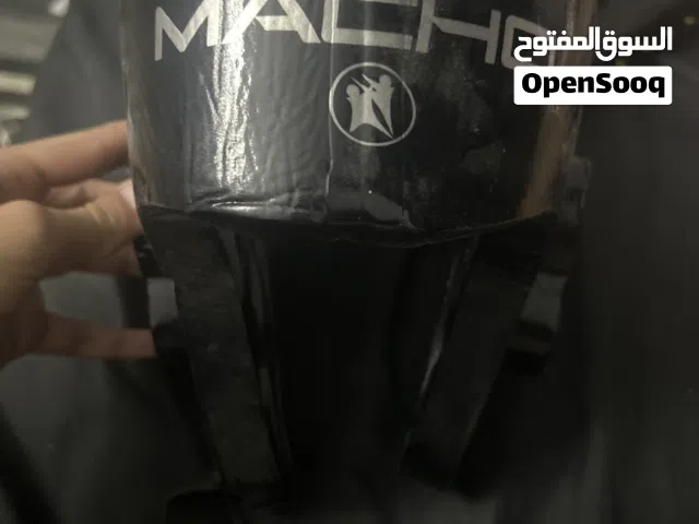 واقي رأس تايكوندو للبيع بحالة ممتازة