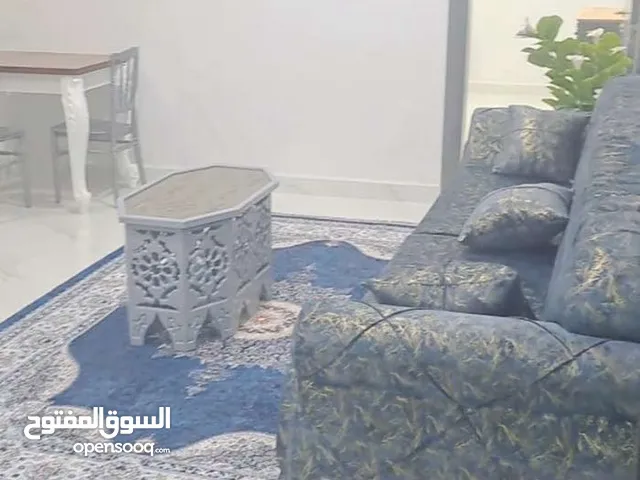 شقة مؤثثة ديلوكس للإيجار في الجنينة