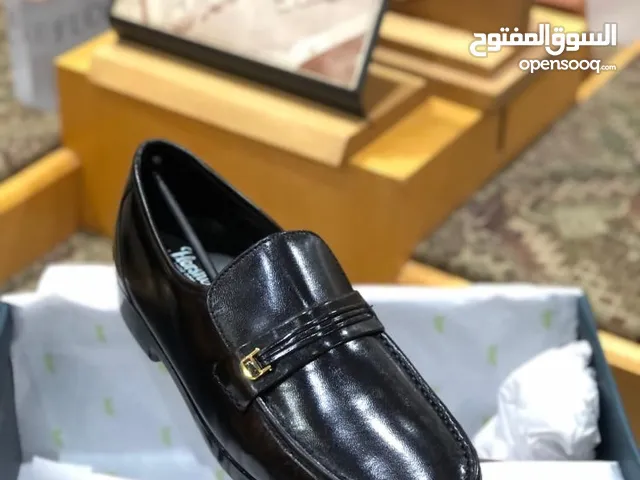 45 Casual Shoes in Al Riyadh