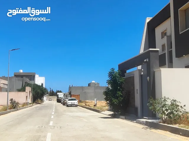 320م سكنية بعد تقاطع الجلدية مثلث السعداوي