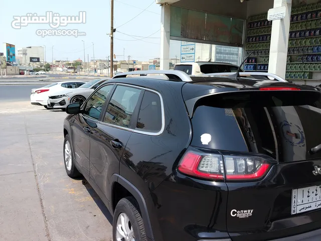 Used Jeep Cherokee in Basra