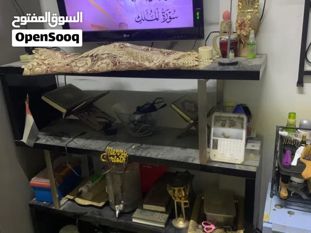 طاولة من زجاج