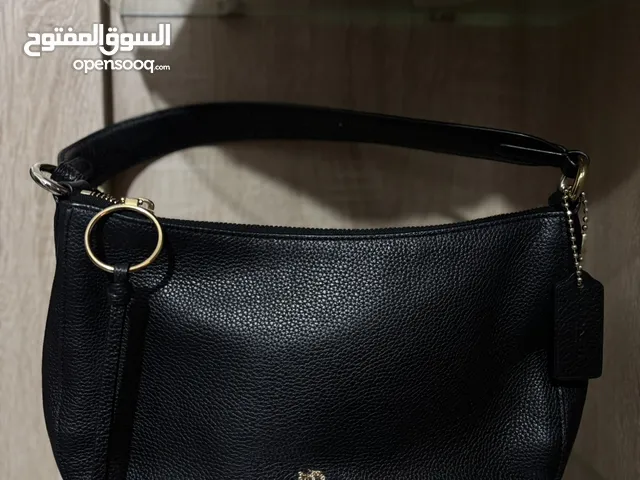 شنطه كوتش جديده ونظيفه