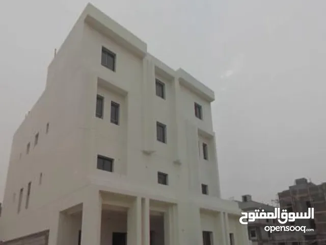 للايجار شقة وسرداب في جنوب عبدالله المبارك