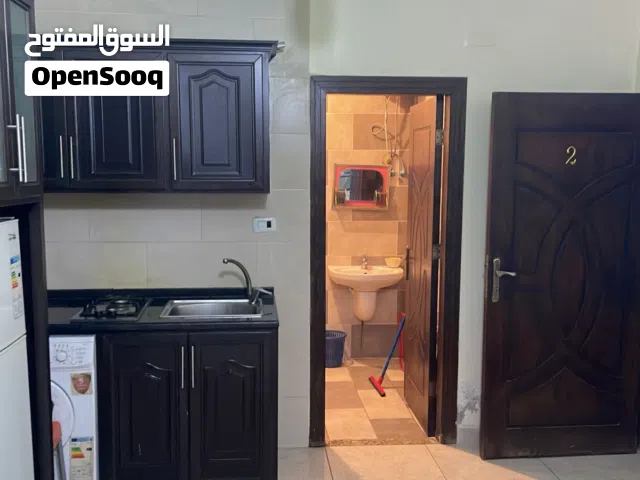 ستوديو للايجار بالقرب من البوابة الشمالية للجامعة الاردنية