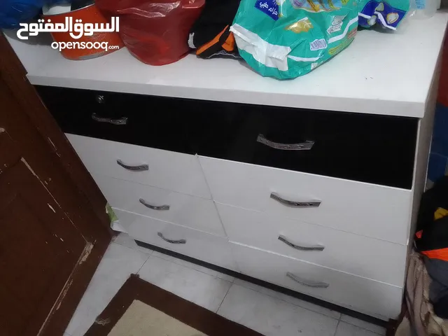 كلهم للبيع عين الباشا.....