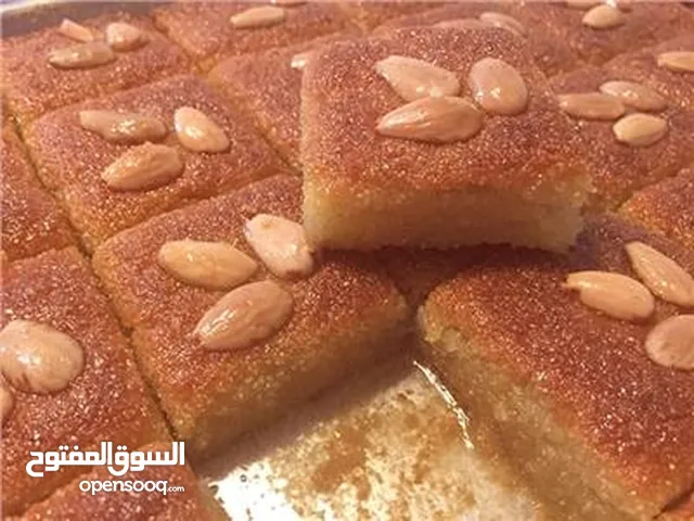 معلم حلويات عربي يبحث عن نصف دوام