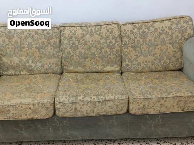 سجادة حرير وطقم كنب 11 مقعد للبيع