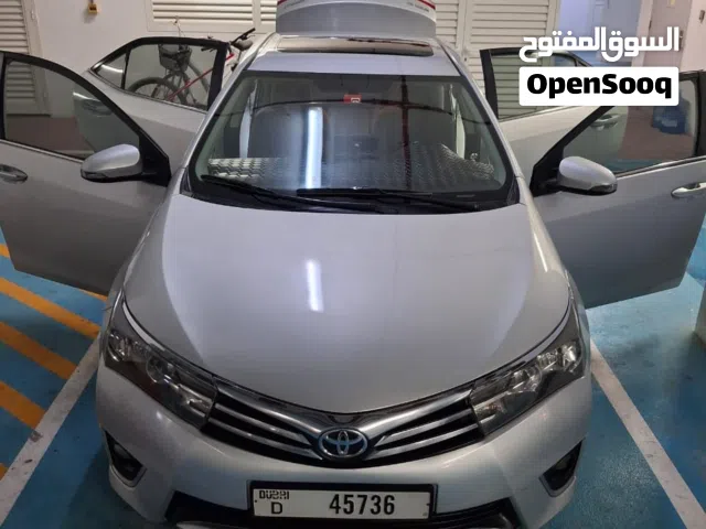 2015 تويوتا كورولا Limited