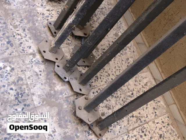 اعمدا تثبيت زينقو عدد 16 قطعه