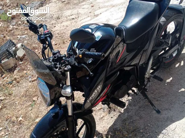 دراجة جيكسر 150سسي