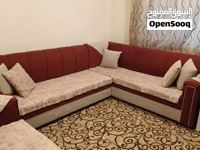 اثاث للبيع بحالة ممتازة