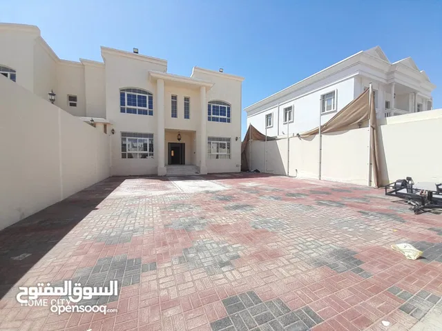 750 m2 More than 6 bedrooms Villa for Rent in Abu Dhabi Madinat Al Riyad