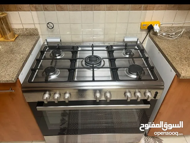 فرن غاز تركي بحالة ممتازة