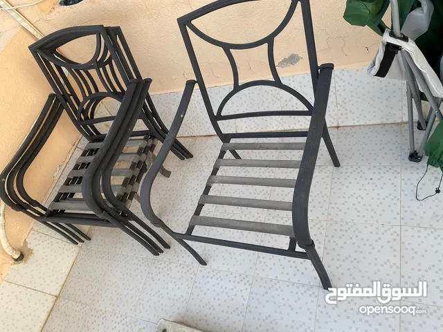 4 garden chairs