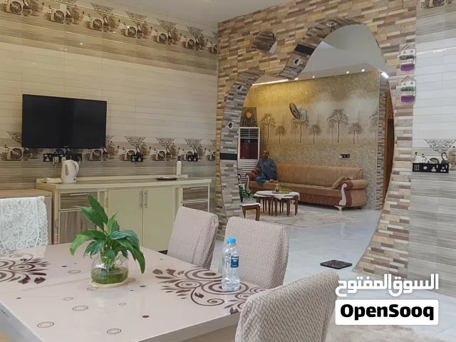 بيت طابقين لبيع220  متر طابقين كله سيراميك