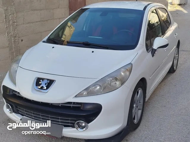 Used Peugeot 207 in Zarqa