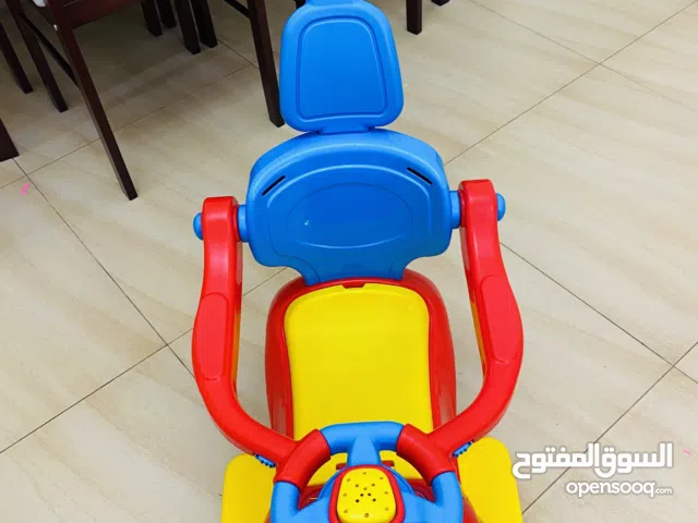 Kids car with safety handle