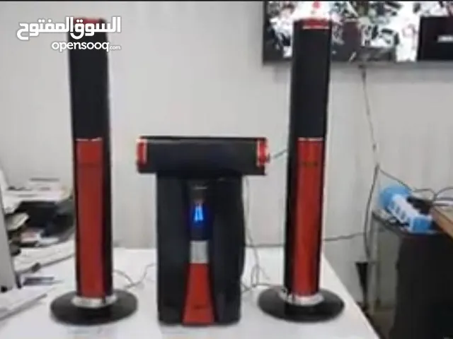مكبر صوت مسرح وفي المنزل