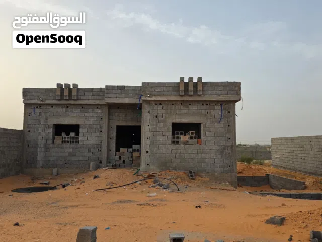 ارض وعليها استراحه عظم للبيع الوصف