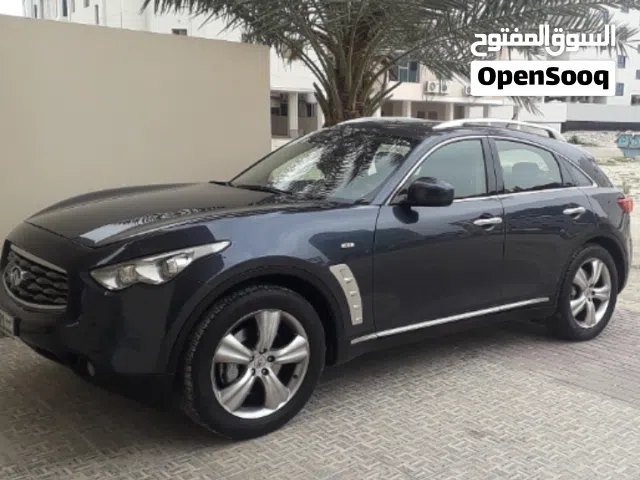 2009 إنفينيتي FX35 Standard