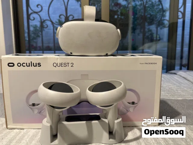 Meta Quest 2 With free controller charger