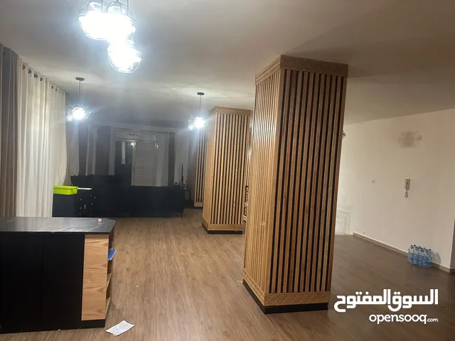 250 m2 4 Bedrooms Apartments for Rent in Ramallah and Al-Bireh Rawabi