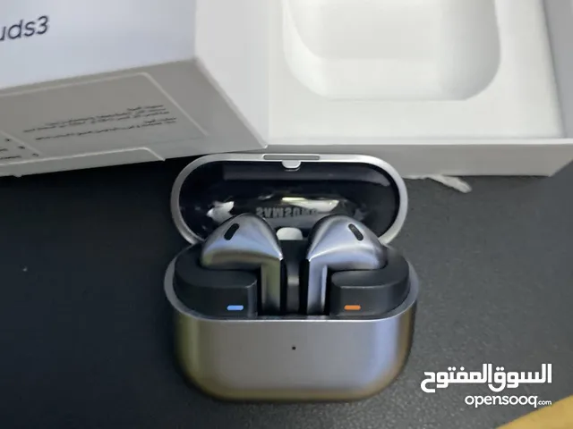 سماعه Galaxy Buds3 قابل التفاوض في السعر و يمكن استخدامها ايفون و سامسونج