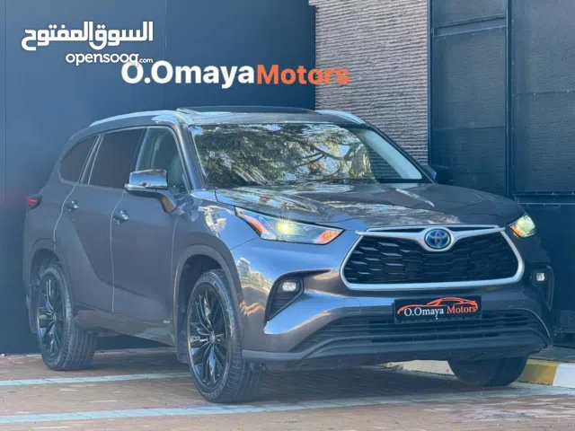 Toyota Highlander Business 2023 Hybrid  4×4 ، 6+1 مقاعد ، أعلى فئة إضافات و بسعر آلعرض