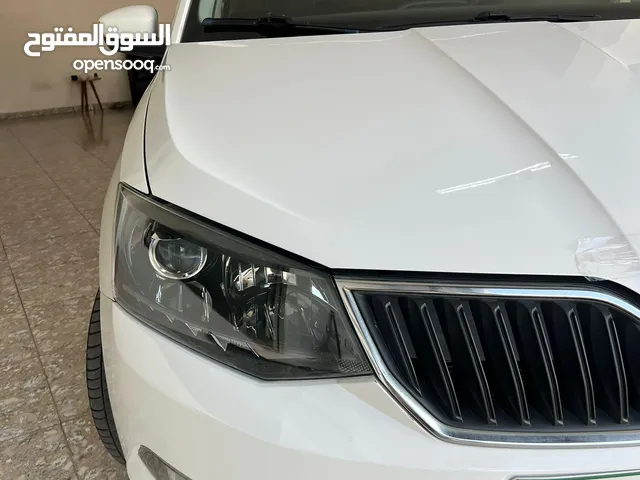 سكودا فابيا