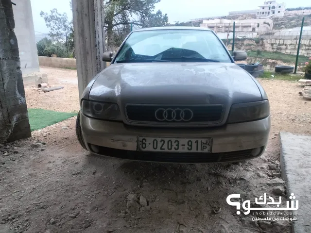 Audi A4 2002 in Hebron