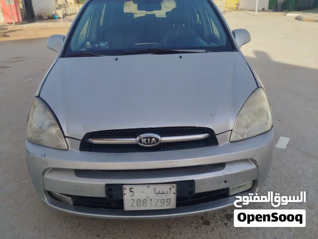 2008 كيا كارينز Luxury
