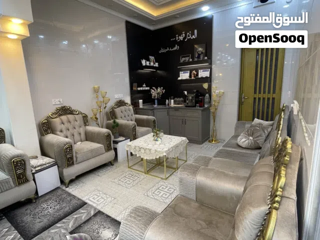 118 m2 4 Bedrooms Townhouse for Sale in Basra Muhandiseen