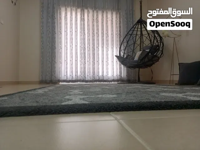 سجادة تركية تقيلة و مودرن مترين ب 3 للبيع