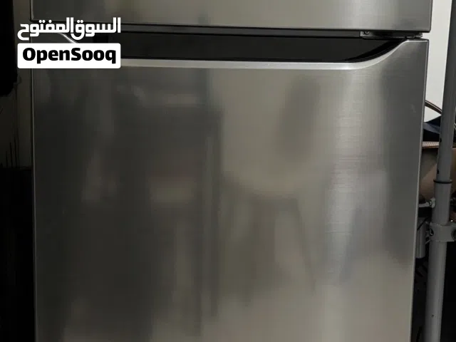 LG Refrigerator with 9 years warranty and no sounds - less electric consumption