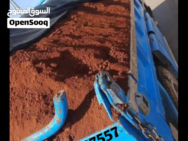 توصيل تراب احمر زراعي 2 متر 3 متر داخل عمان وضواحيها