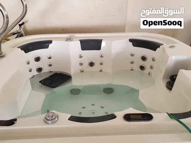 جاكوزه 6 مقاعد مدفئه عرض لمدة 48 ساعه بسعر مغري