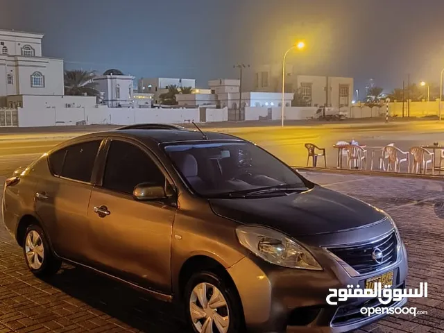nissan sunny 2012