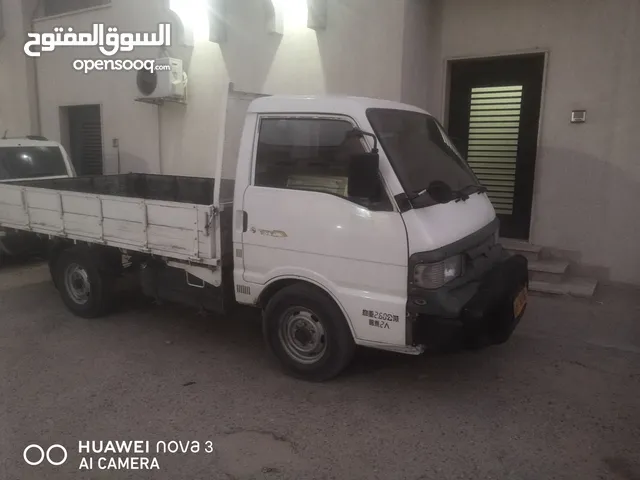 فورد نقل ( نفس المازدا بالضبظ)