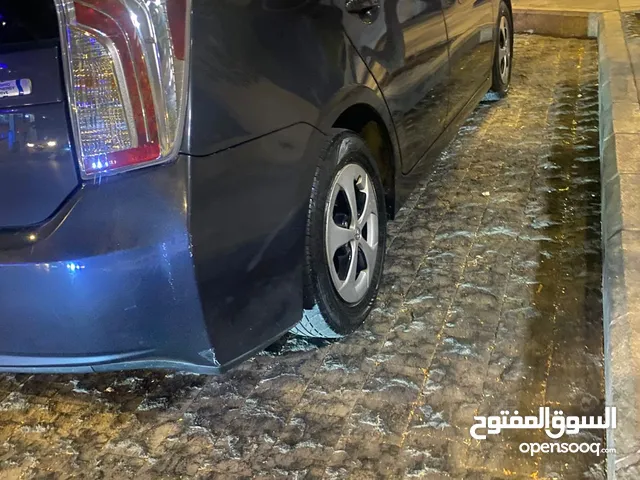 تويوتا بريوس 2013