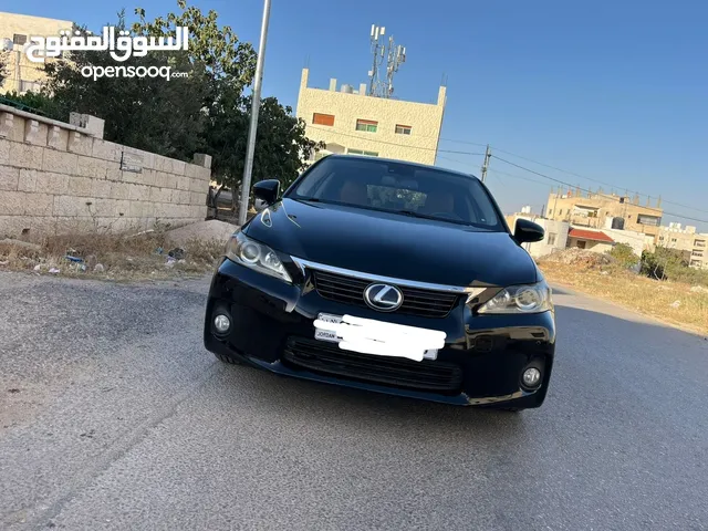 Lexus CT موديل 2011