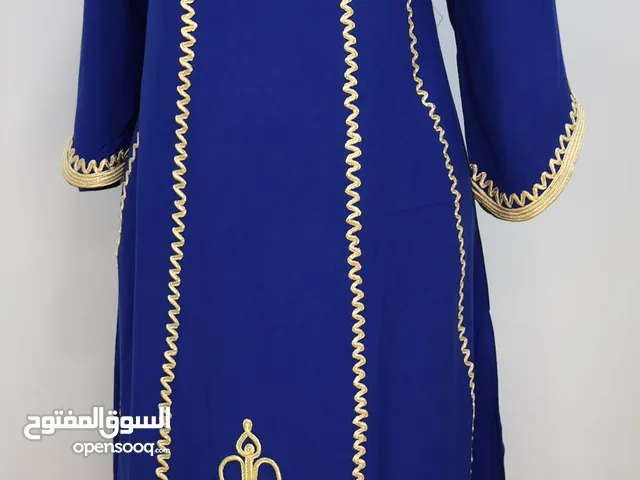 من احلا دشاديش و التصوير يضلمها قماشتها فول كوالتي موديلها قصير الوانها تجنننن
