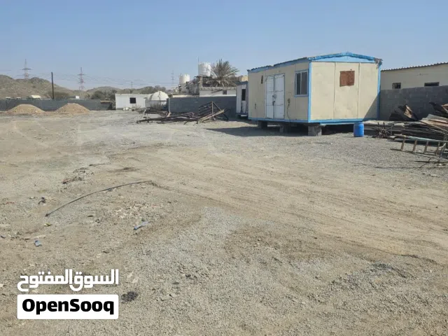 A Accomodation and land available for Labour Workers and for company