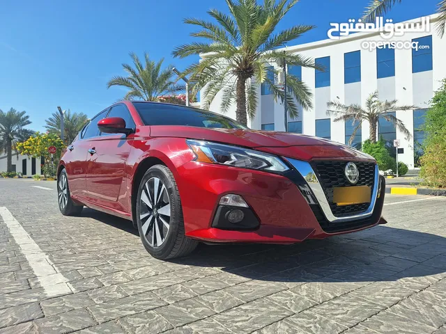 Used Nissan Altima in Al Batinah