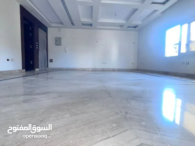 200 m2 3 Bedrooms Apartments for Sale in Cairo Nasr City