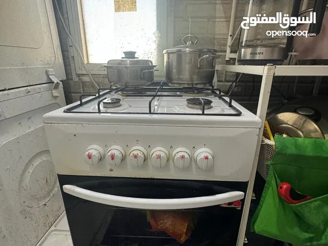 للبيع طباخ ماركة gratus شبه الجديد